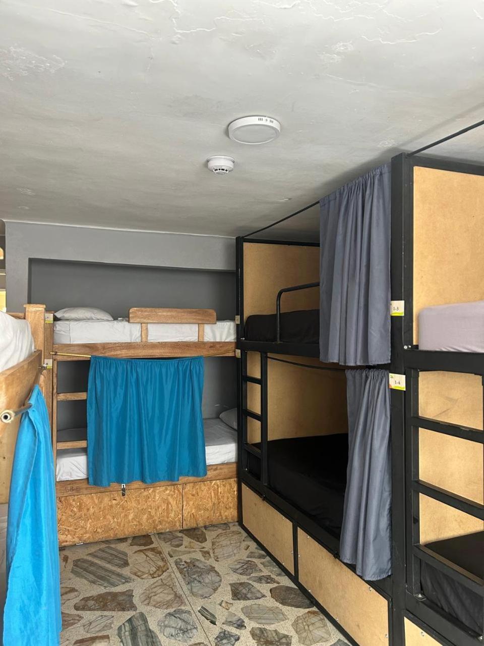 Almanik Viajero Guest house Medellin